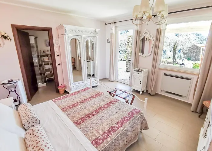 La Cicala Stonata Bed & Breakfast